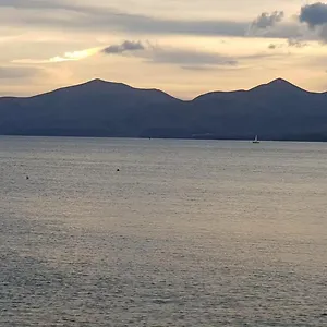 Muy Cercano A Playas Y Pueblo Puerto Del Carmen Apartamento